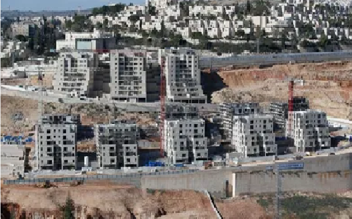 الخارجية الفلسطينية: قرار سموتريتش مصادرة 8 آلاف دونم هو إبادة للفلسطينيين وتهجيرهم من أرضهم