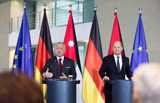 العاهل الأردني عبد الثاني يستقبل شلوتس