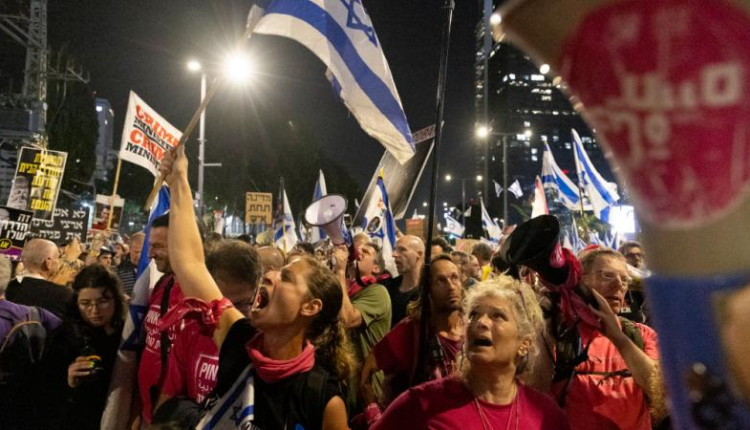 مظاهرات إسرائيلية جديدة أمام منزل نتنياهو وهذا هو السبب..