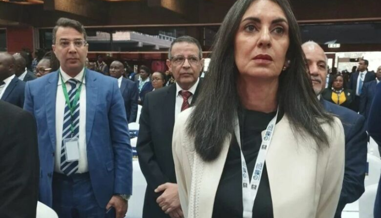 السيدة نادية فتاح تدق جرس افتتاح بورصة لندن