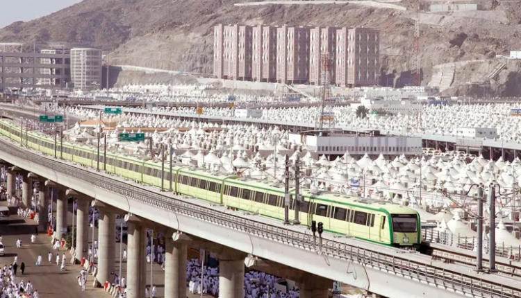 انطلاق أولى رحلات قطار المشاعر المقدسة لموسم حج 1445هـ