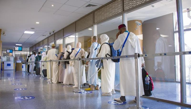 موسم الحج لسنة 1445 هـ .. الوفد الرسمي للحجاج المغاربة يتوجه إلى الديار المقدسة