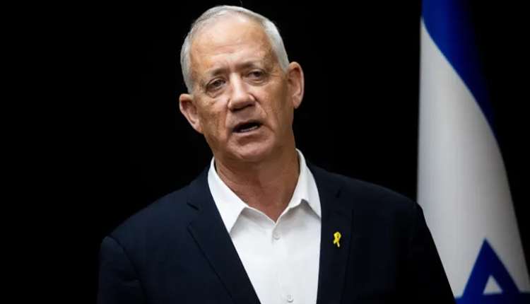 ما هو مجلس الحرب الإسرائيلي الذي انسحب منه غانتس وآيزنكوت؟