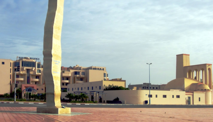 وفد من مراسلي المنابر الإعلامية الأجنبية المعتمدة بالمغرب يزور الداخلة