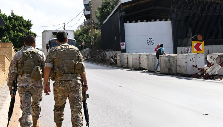 سوري يطلق نار على السفارة الأمريكية ببيروت