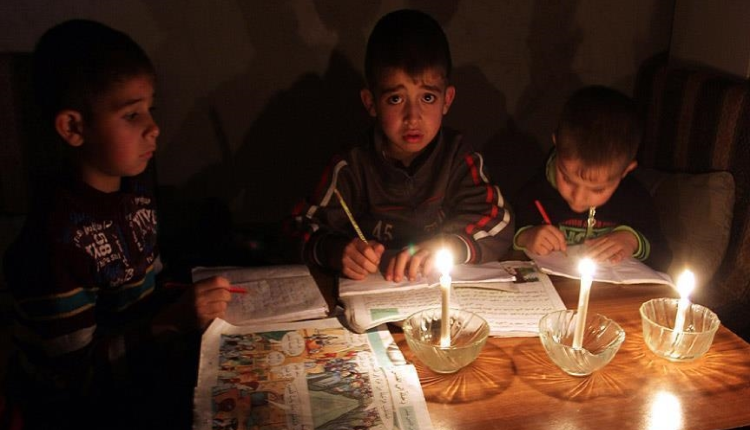 سلطة الطاقة الفلسطينية: توجه لإعادة تشغيل خط الكهرباء للمنطقة الوسطى في غزة