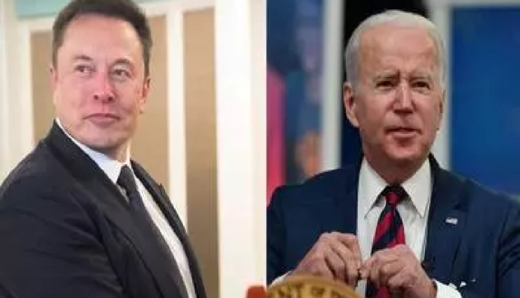 بايدن يتهم إيلون ماسك بمحاولة “شراء” الانتخابات الأمريكية