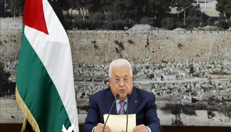 عباس يعلن الحداد العام وتنكيس الأعلام إثر اغتيال إسماعيل هنية