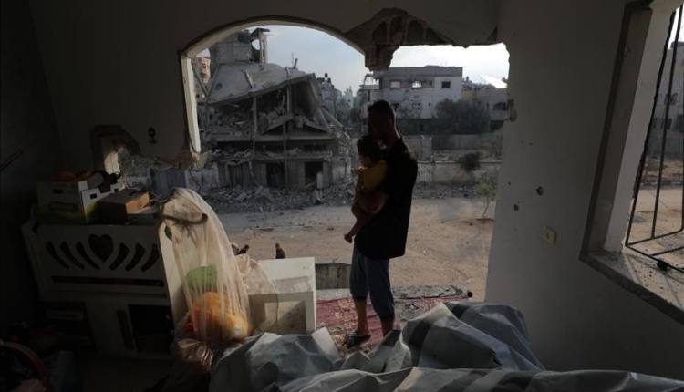 قطر وبريطانيا يناقشان الوضع في غزة وجهود التوصل لهدنة