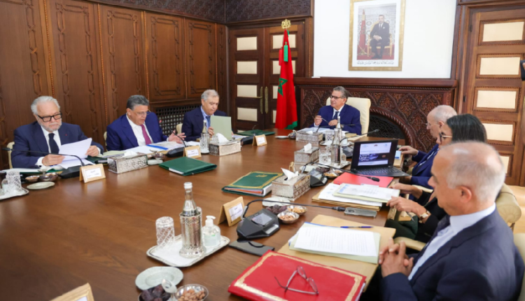 "ملفات ملحة تنتظر وزراء حكومة أخنوش بعد انتهاء العطلة الصيفية"