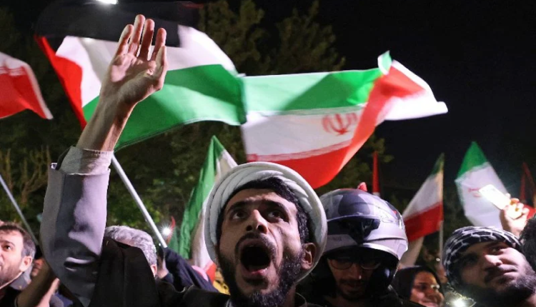 إيران تعلن أحقيتها في معاقبة إسرائيل