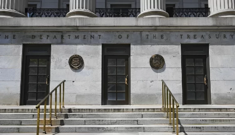 واشنطن تفرض عقوبات جديدة على إيران