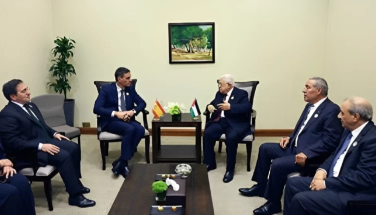 عباس يتباحث مع رئيس وزراء إسبانيا حول سبل وقف الحرب على غزة
