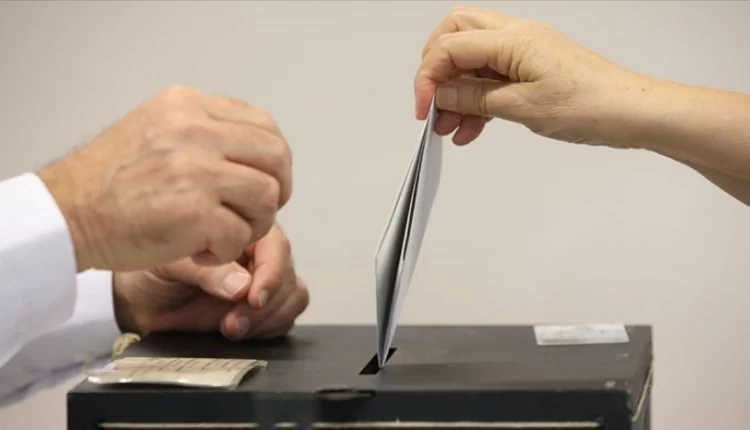 حزب يميني يتصدر انتخابات النمسا للمرة الأولى منذ الحرب العالمية الثانية