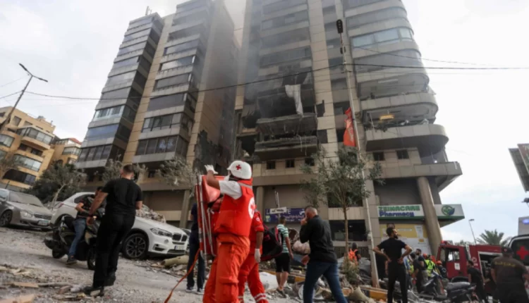 مقتل ثمانية عناصر من فوج إطفاء محلي في غارة إسرائيلية بلبنان