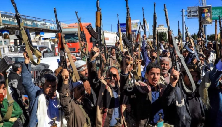 الحوثيون:"الضربات الأمريكية لن تمر دون رد"