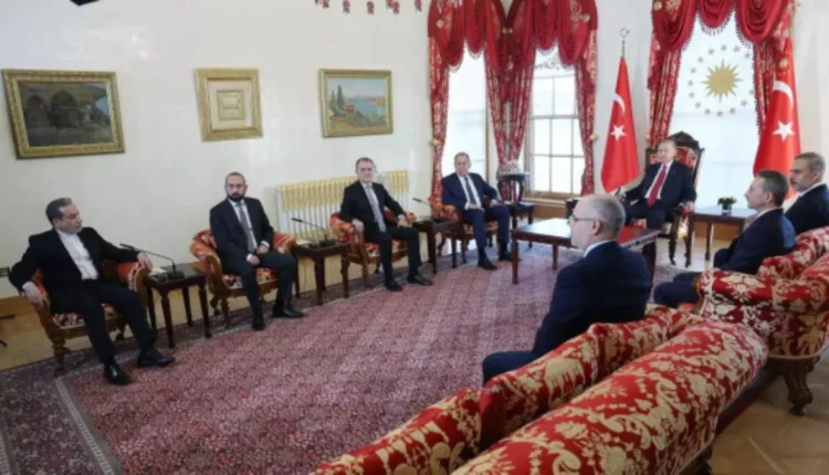 أردوغان يستقبل وزراء خارجية أذربيجان وروسيا وإيران وأرمينيا في إسطنبول