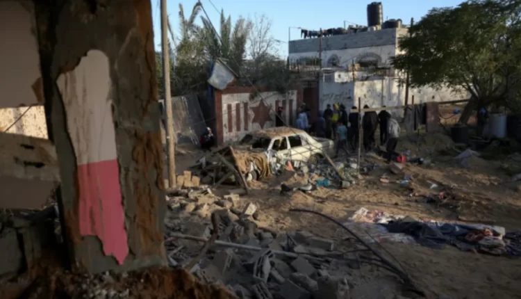 مصرع عشرين فلسطينياً في غارات جوية إسرائيلية