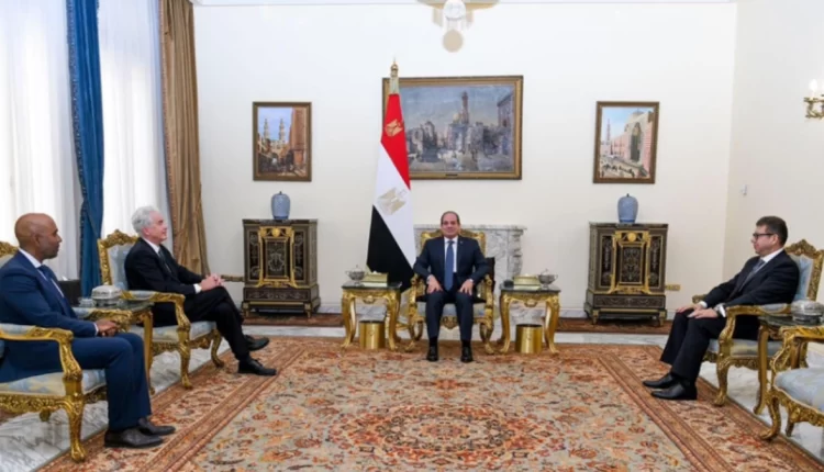 السيسي ورئيس الاستخبارات الأمريكية يناقشان مستجدات "التهدئة"في غزة