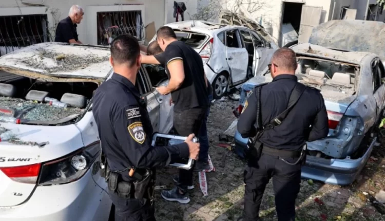 حزب الله يهاجم قاعدة الاستخبارات الإسرائيلية بالصواريخ