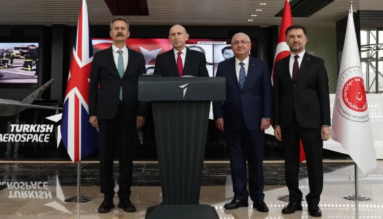 وزير الدفاع البريطاني