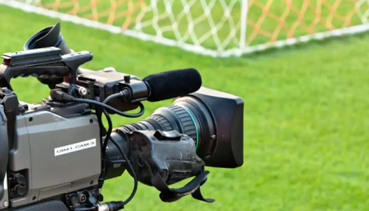 الإعـلام الرياضي المغربي مهازل ومغازل