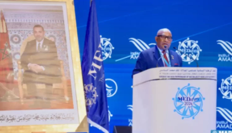 رئيس جمهورية القمر الاتحادية يشيد بريادة جلالة الملك في إفريقيا