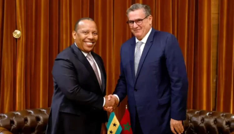 عزيزأخنوش يجري مباحثات مع الوزير الأول لجمهورية ساو تومي