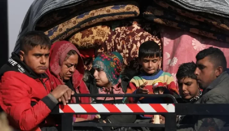 عدد مهول من النازحين جراء المعارك في سوريا