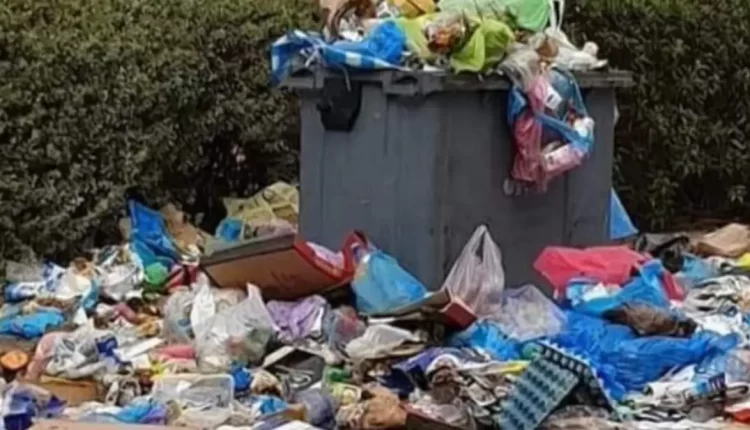 تراكم الأزبال في أولاد الطيب: أزمة بيئية تهدد صورة فاس الحضارية