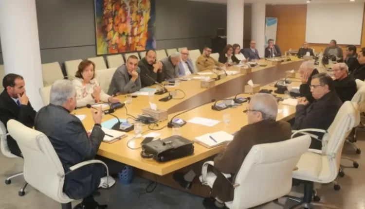 "حزب التقدم والاشتراكية" يدعو إلى "إغلاق الملفات"