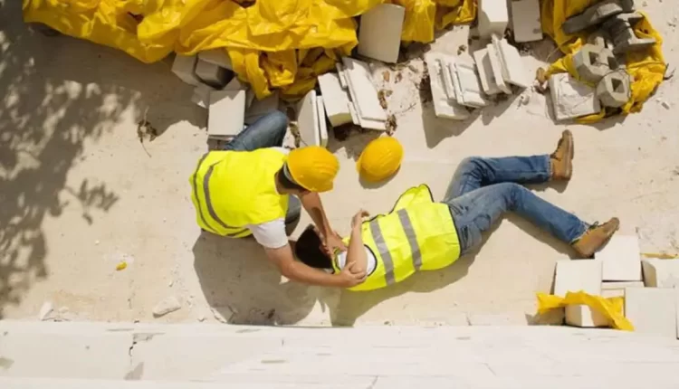 سقوط عامل بناء في سعيد حجي