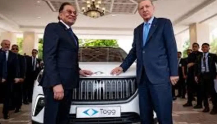President Erdogan gifts Turkish Togg electric SUV to Indonesian counterpart