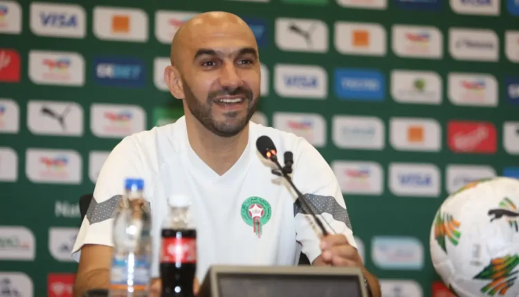 الركراكي يعلن الجمعة عن قائمة منتخب الأسود