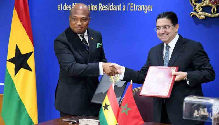 المغرب وغانا يعززان التعاون السياحي عبر إلغاء التأشيرة بينهما