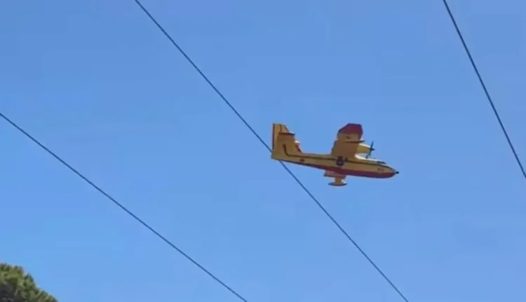 "كنادير" تحلق فوق أزيلال لإخماد حريق جبال تيلوكيت