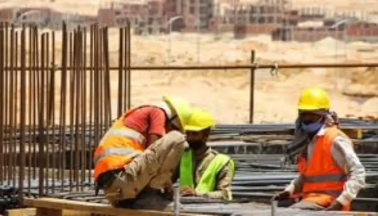 المنظمة الديمقراطية للشغل تطالب بتوفير الحماية للعمال خلال موجات الحر