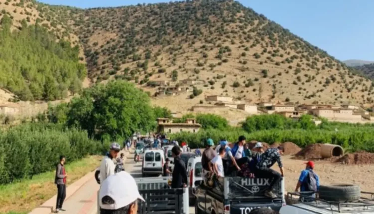 بعد الإحتجاج السلمي .. إجتماع عامل إقليم أزيلال بساكنة أيت بوكماز