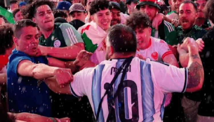 كاتب كندي ينتقد جماهير الجزائر ويشيد بصرامة المغرب