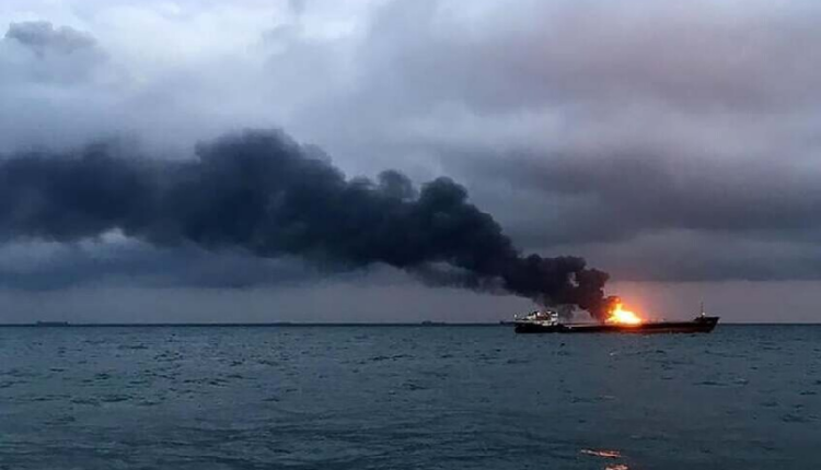 مقتل 5 بحارة أذربيجانيين في هجوم بالمسيرات على سفن الحبوب في بحر آزوف